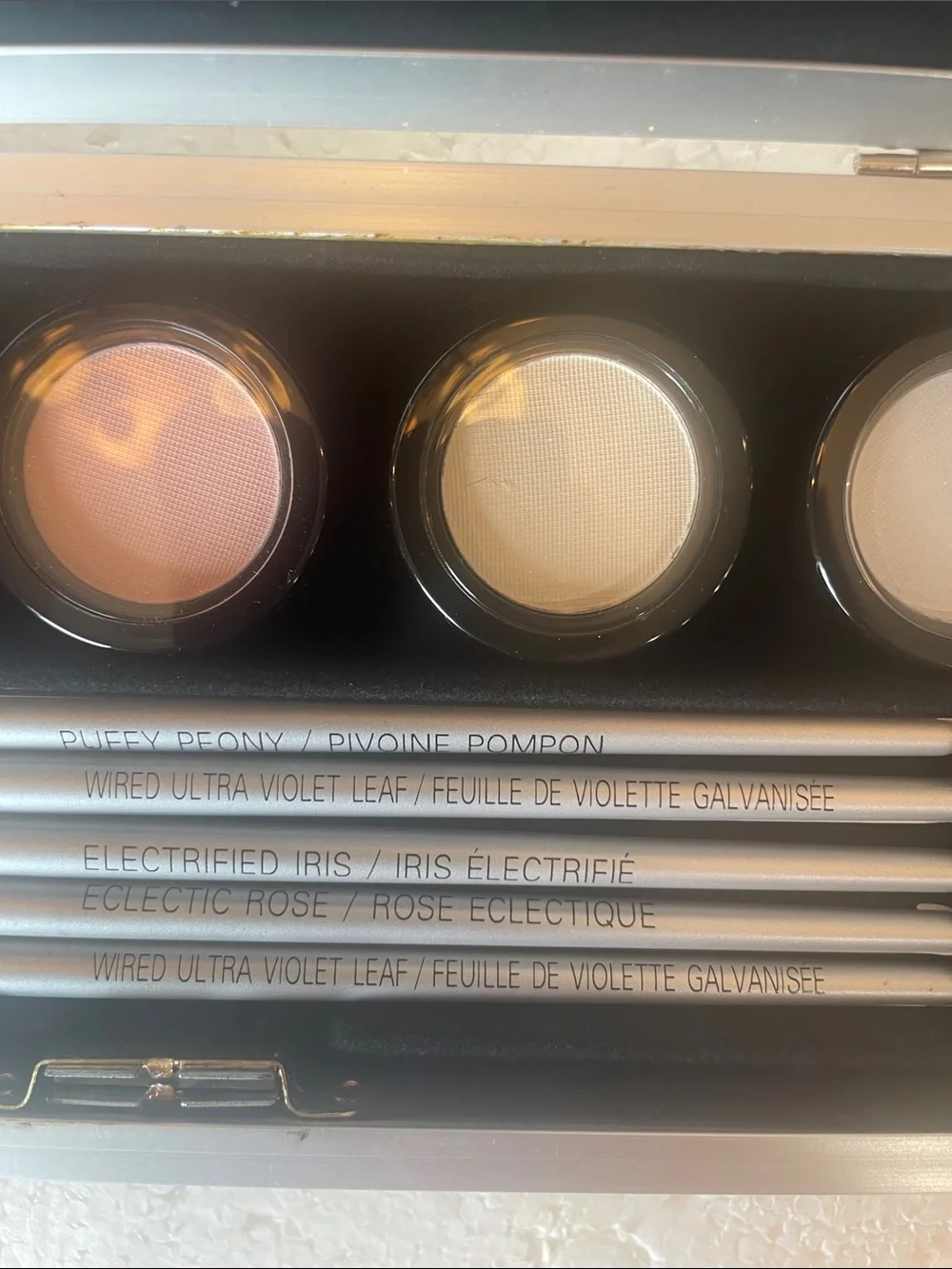 Nicole Miller pallette five fragrance powders and brush brushes new